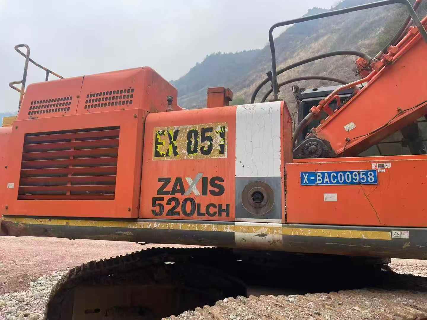 Used Hitachi ZX520LC Excavator 2016 Model / 6