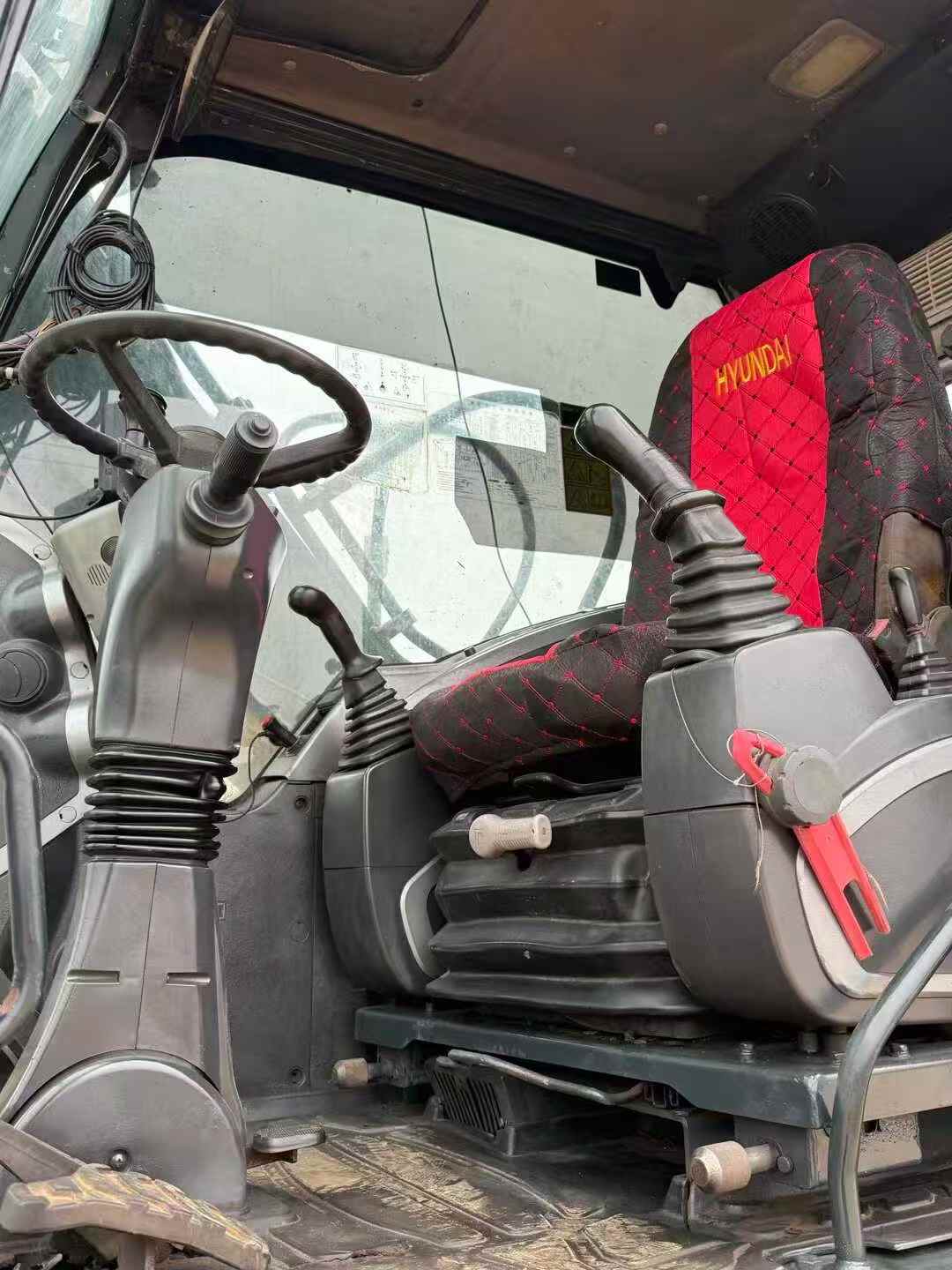 Used Hyundai R150WVSNPRO Excavator 2016 Model / 7