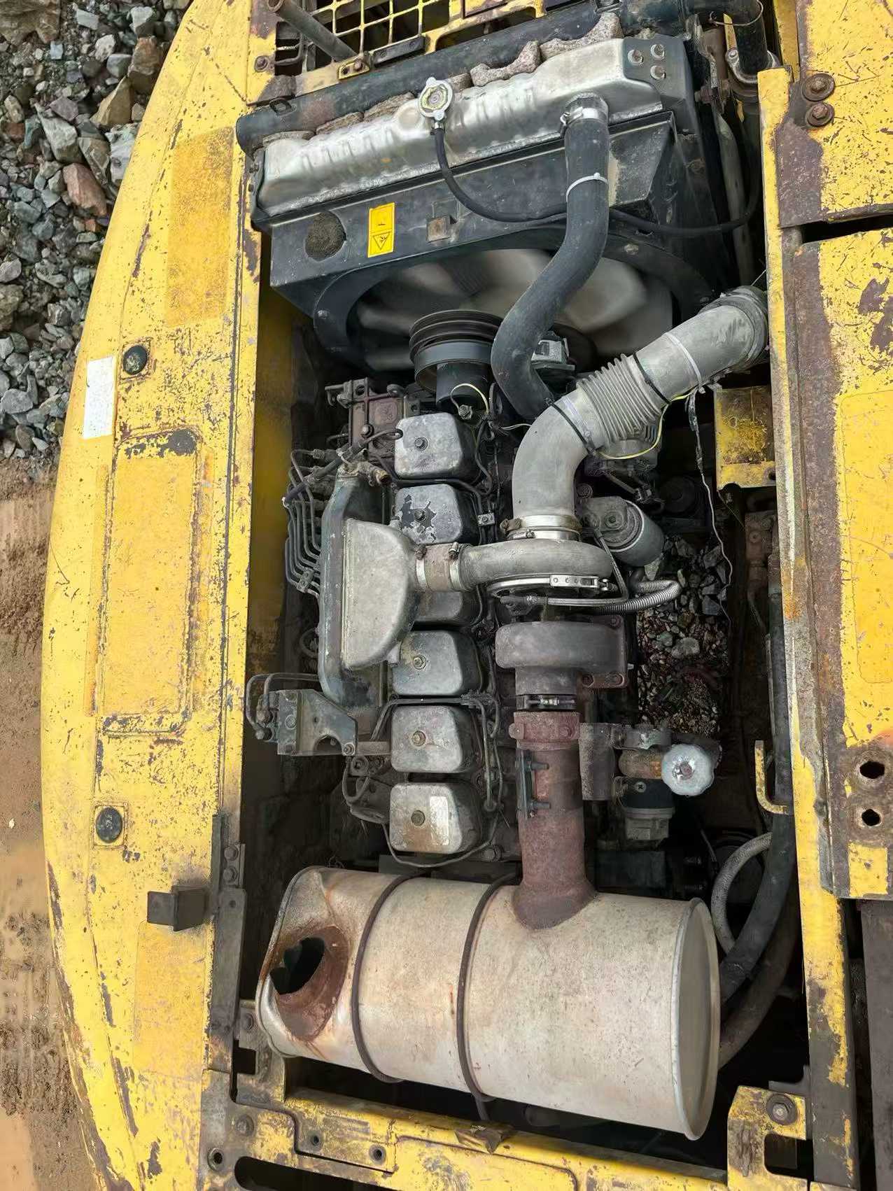 Used Komatsu PC220-6 Excavator 2016 Model / 5