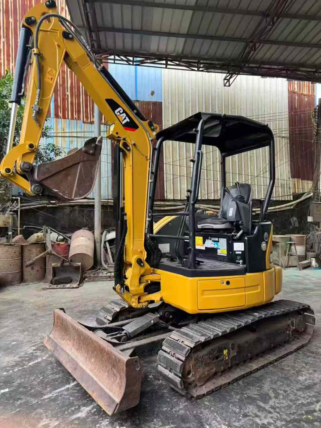 Used Caterpillar 303SR Excavator 2016 Model / 7