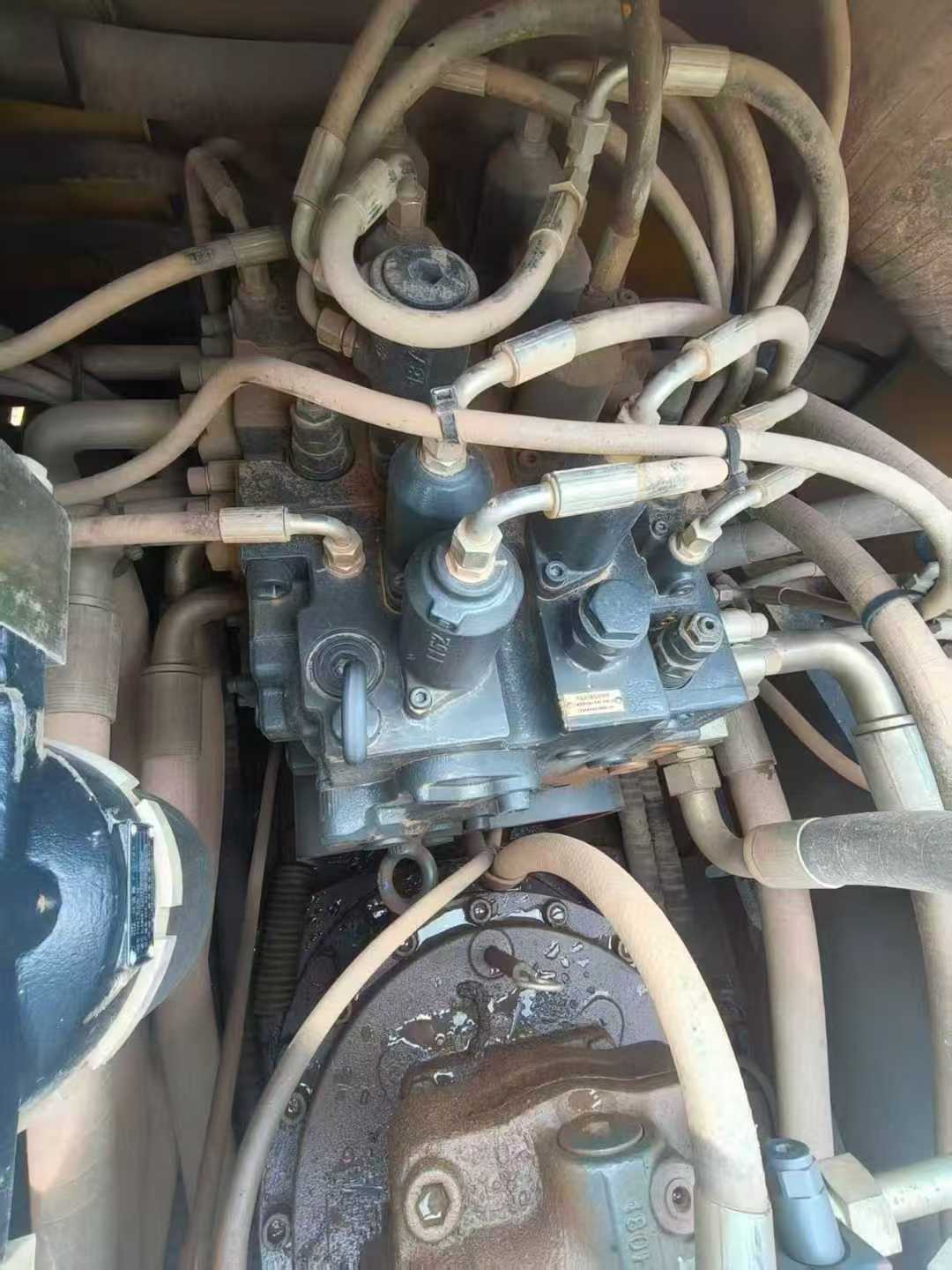 Used XCMG XE80D Excavator 2023 Model / 3