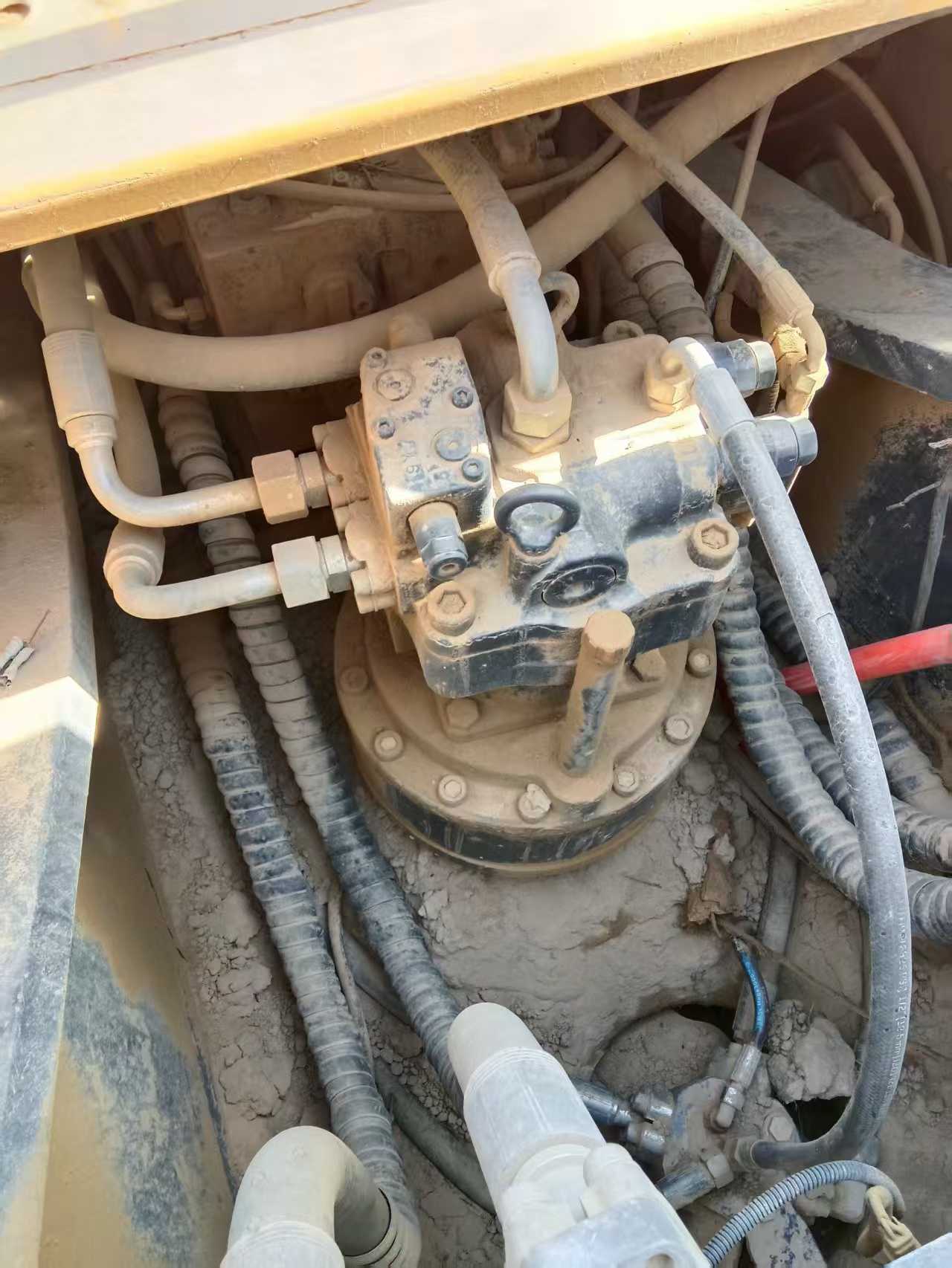 Used XCMG XE245GH Excavator 2020 Model / 3