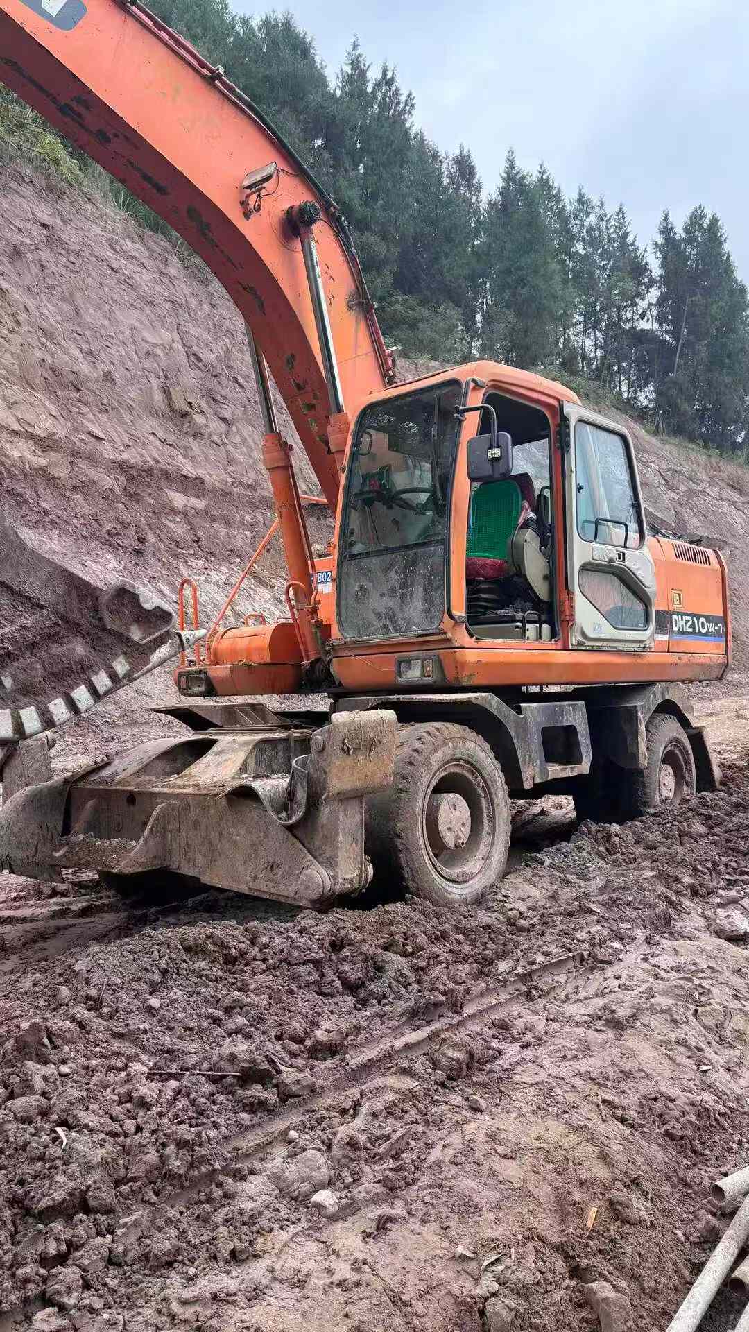 Used Doosan S210WV Excavator 2016 Model / 6