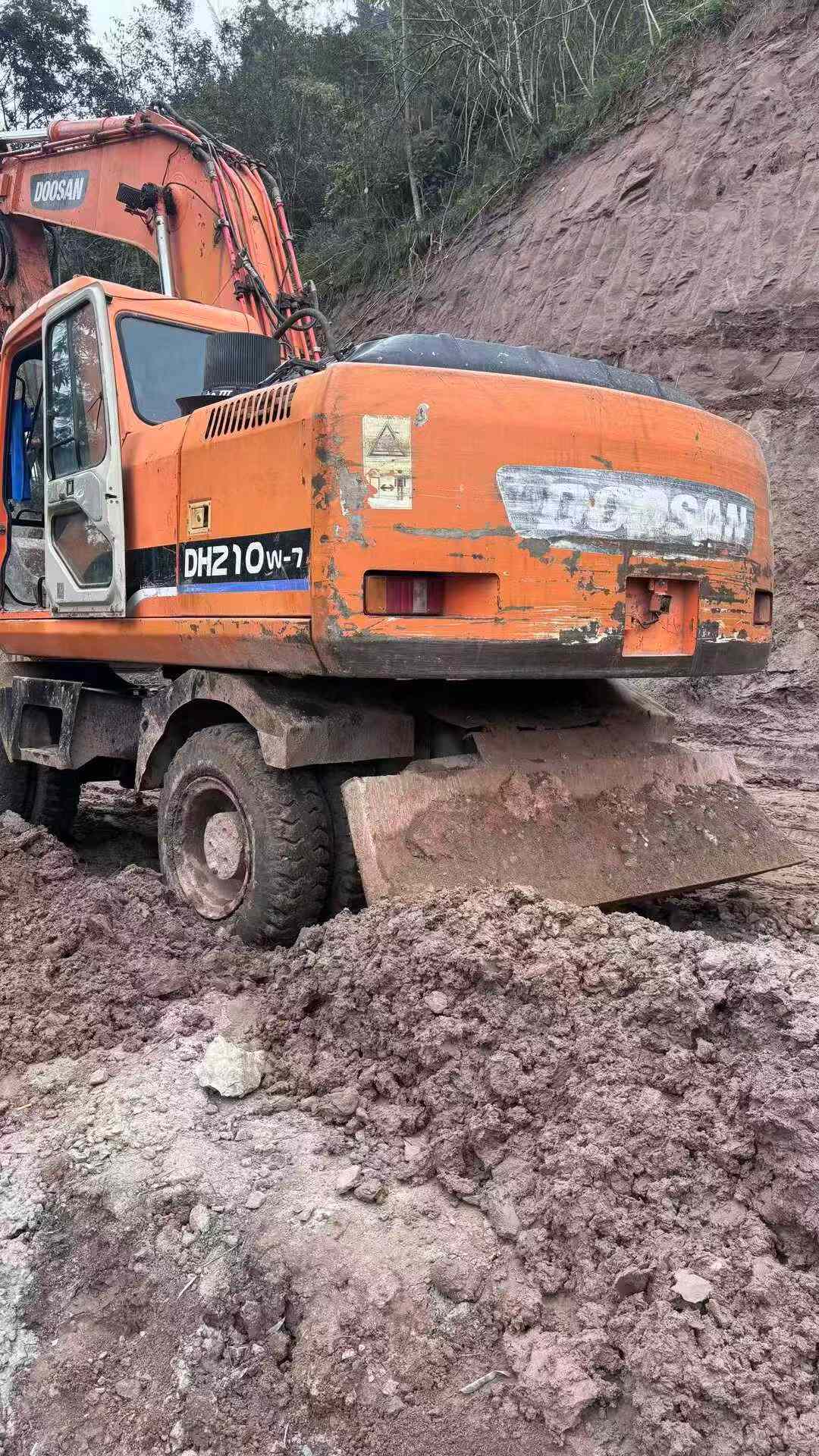 Used Doosan S210WV Excavator 2016 Model / 5