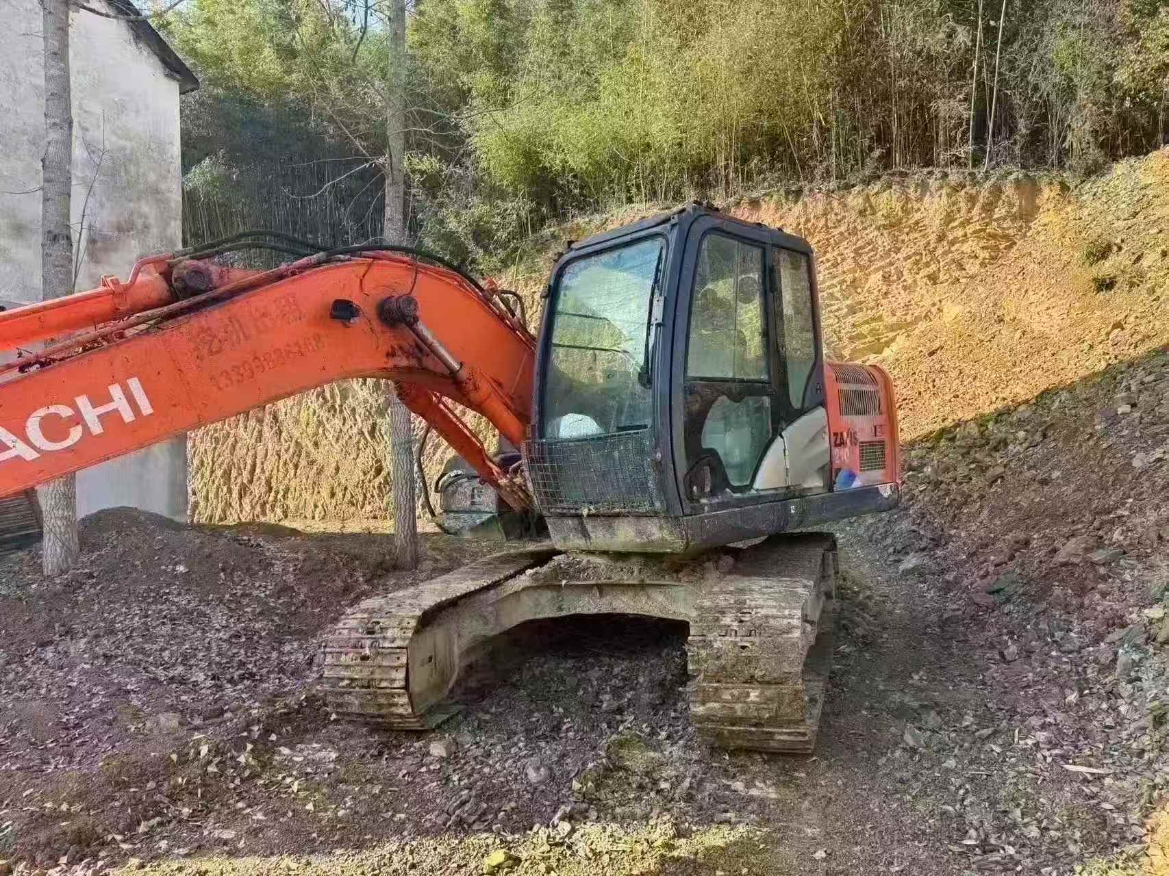 Used Hitachi EX130H-5 Excavator 2017 Model / 4