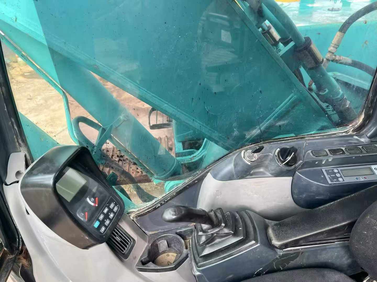 Used Kobelco SK250 Excavator 2016 Model / 9