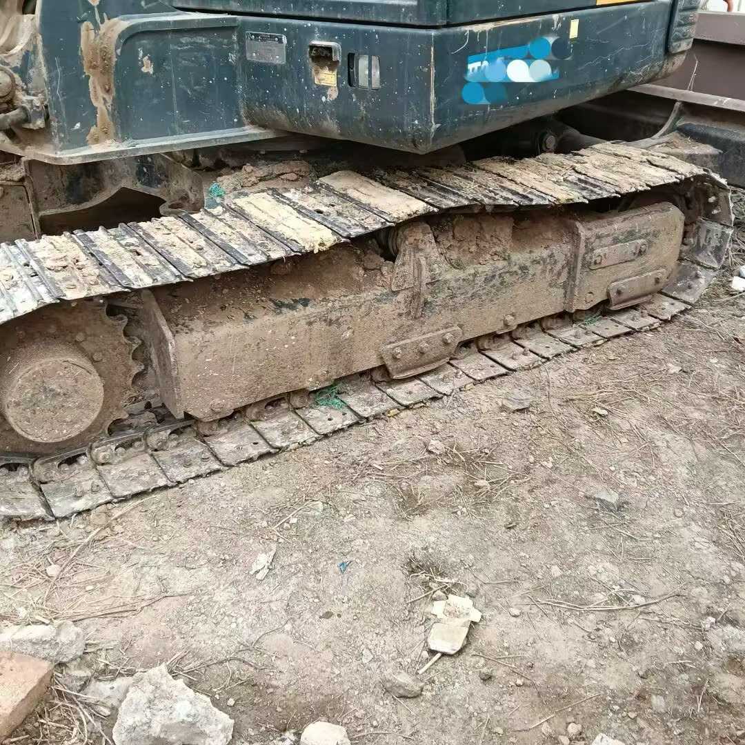 Used Hyundai R 60VS Excavator 2017 Model / 3