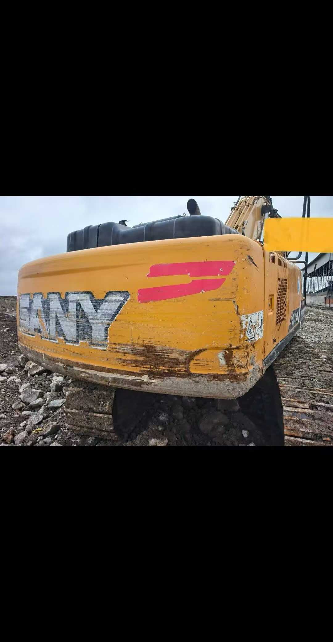Used Sany SY205C Excavator 2018 Model / 4