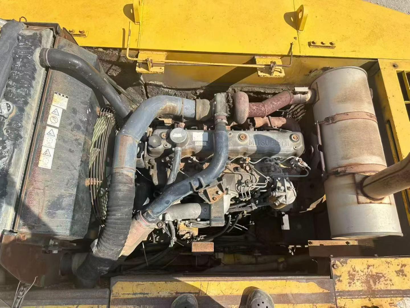 Used Kato HD1430-7 Excavator 2016 Model / 4