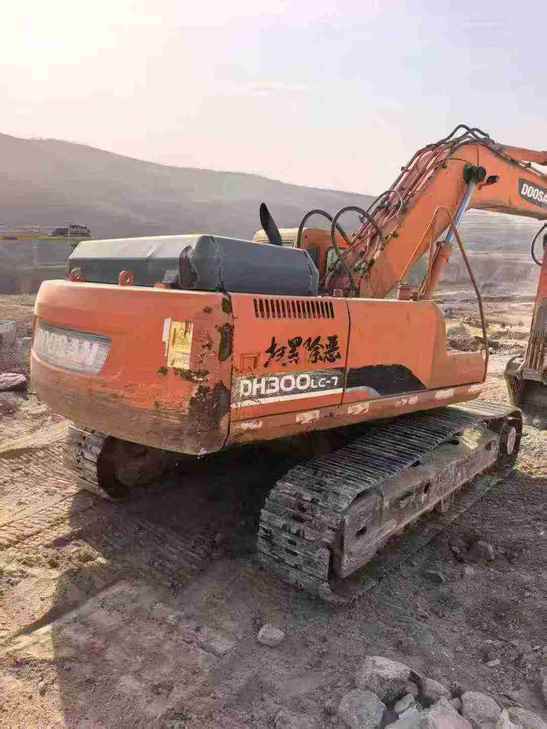 Buy Doosan S300 Used Excavator / 1