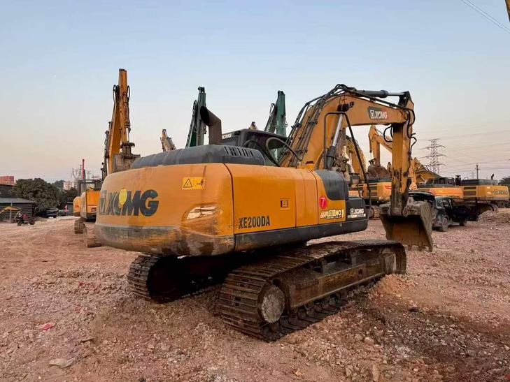 Buy XCMG XE200DA Used Excavator / 1