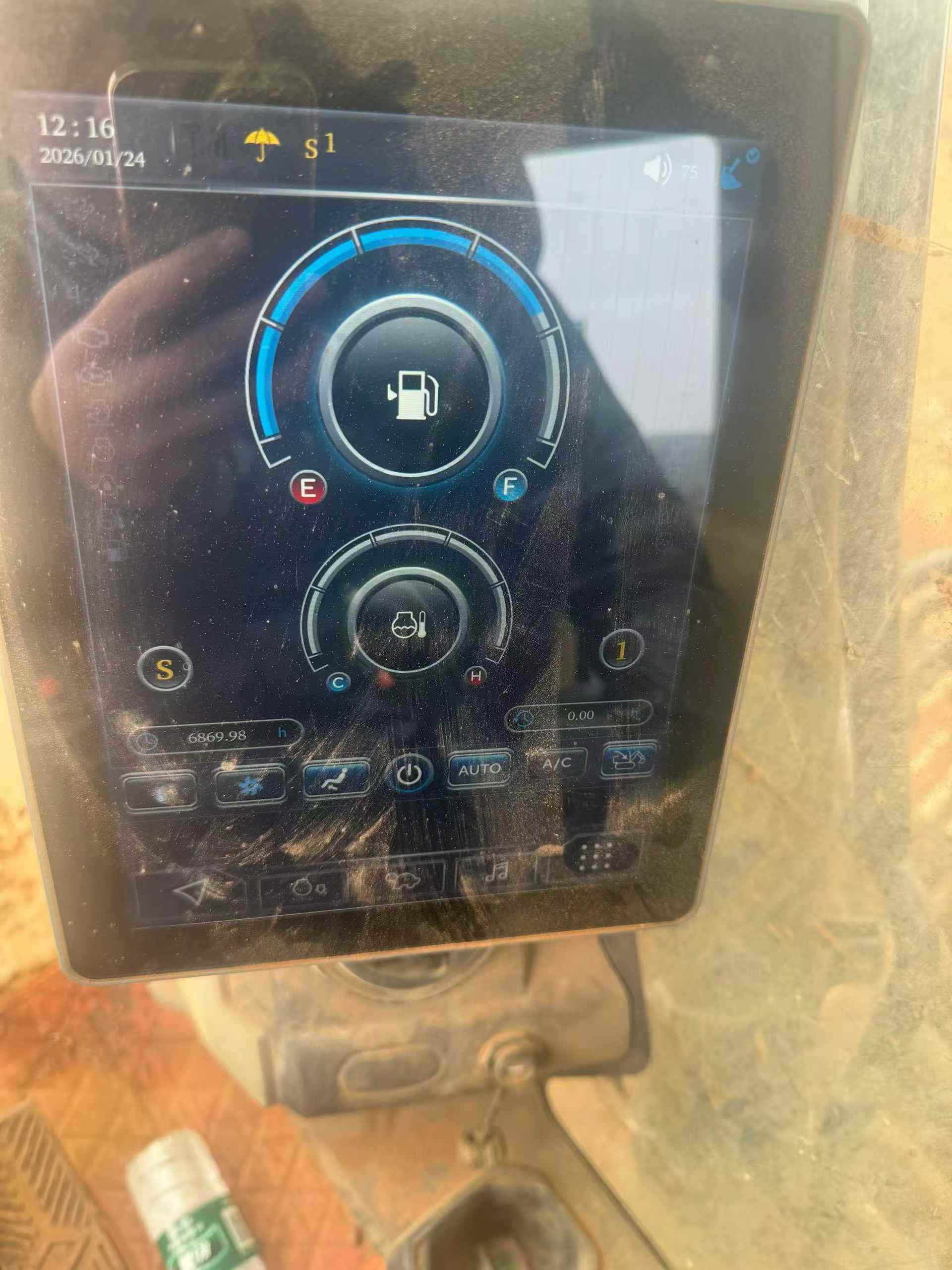 Used Sany SY200C Excavator 2021 Model / 6