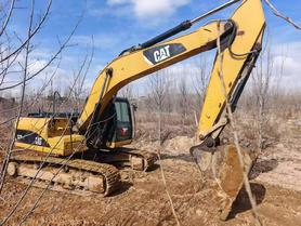 Buy Caterpillar 323 Used Excavator / 2 Used Caterpillar 323 Excavator 2011 Model / 2