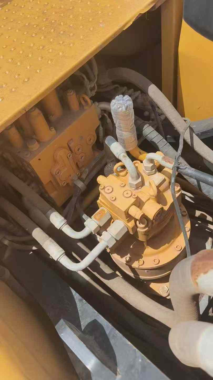 Used Sany SY215C Excavator 2017 Model / 8