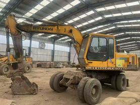 Buy Hyundai R 60VS Used Excavator / 2 Used Hyundai R 60VS Excavator 2016 Model / 2