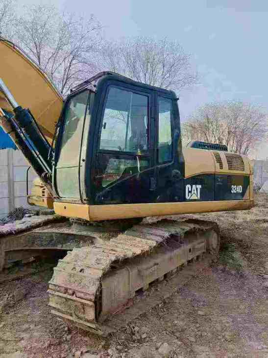 Buy Caterpillar 324D Used Excavator / 1