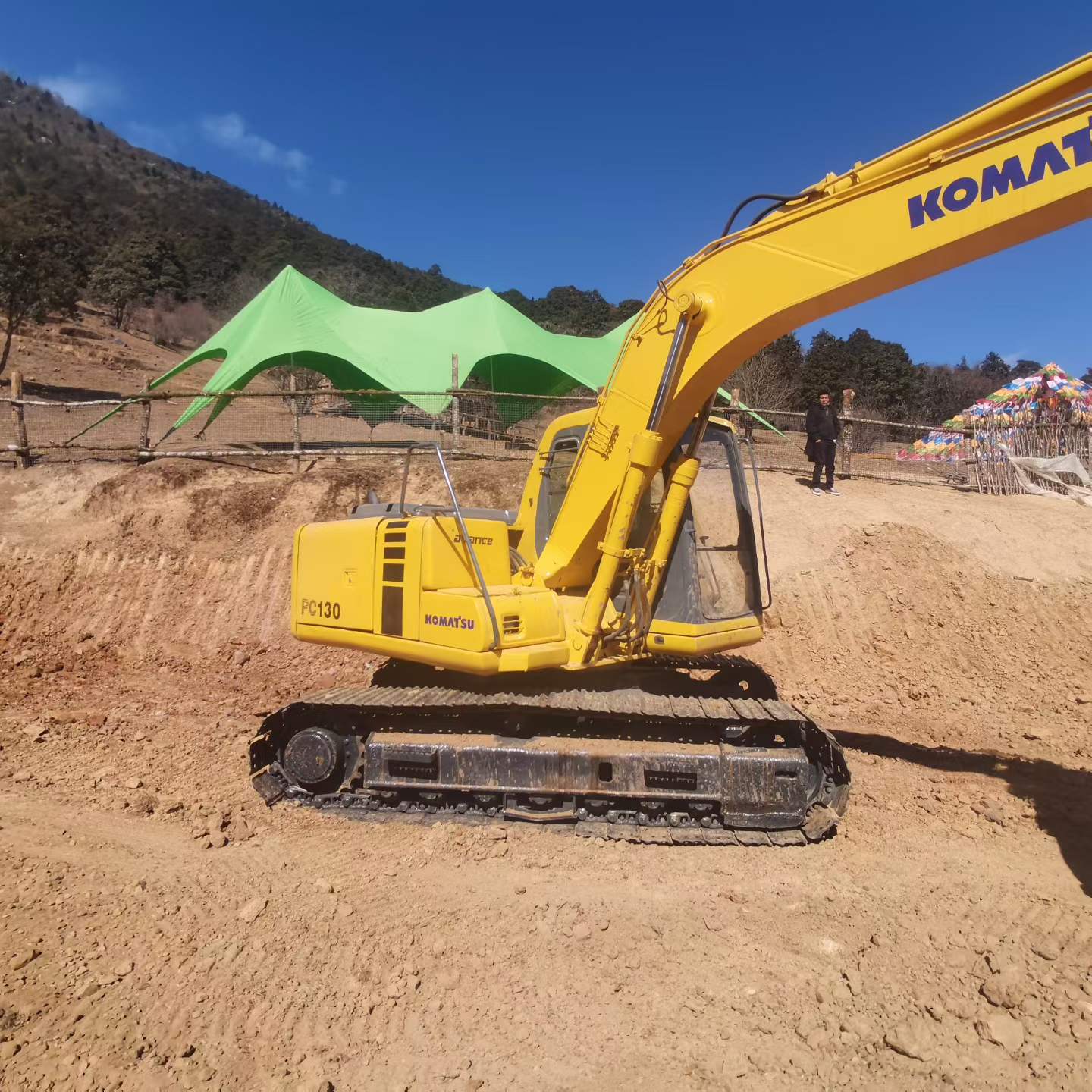 Buy Komatsu PC120-6 Used Excavator