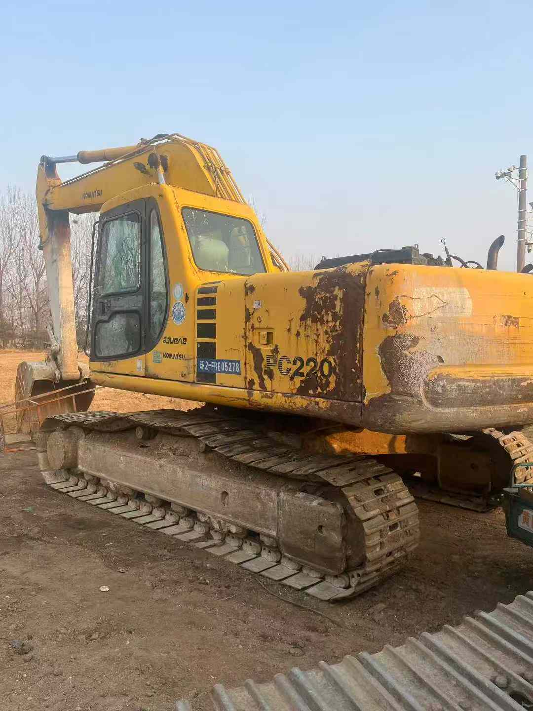 Used Komatsu PC220-6 Excavator 2016 Model / 2