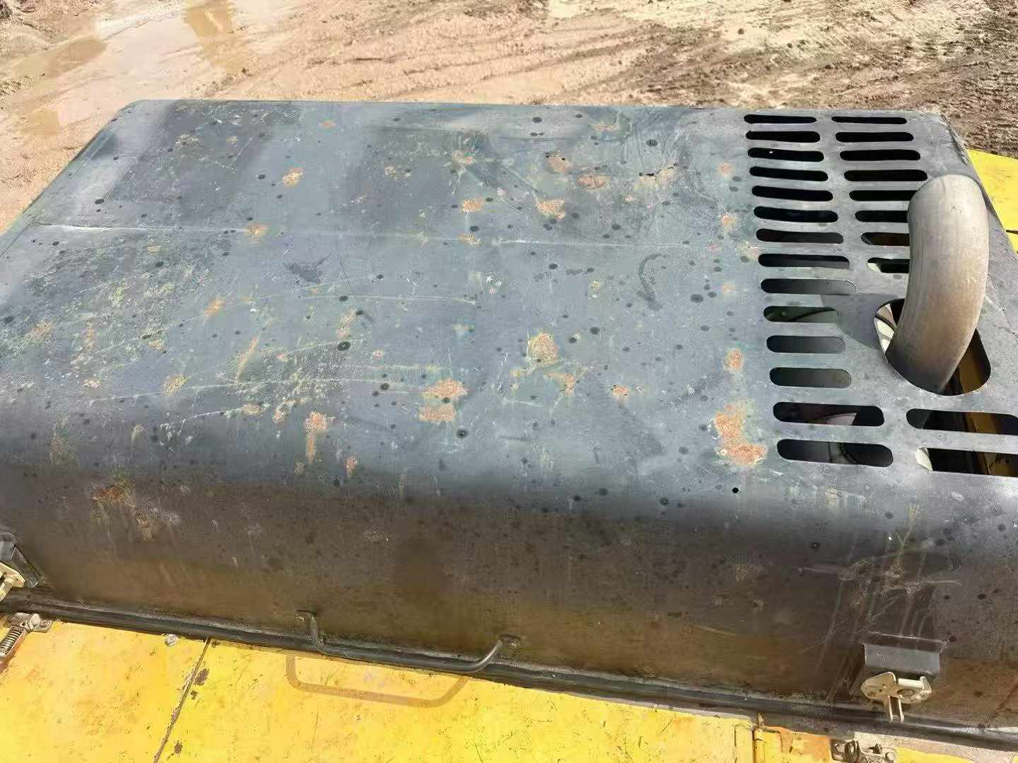 Used Kato HD1430R Excavator 2016 Model / 6