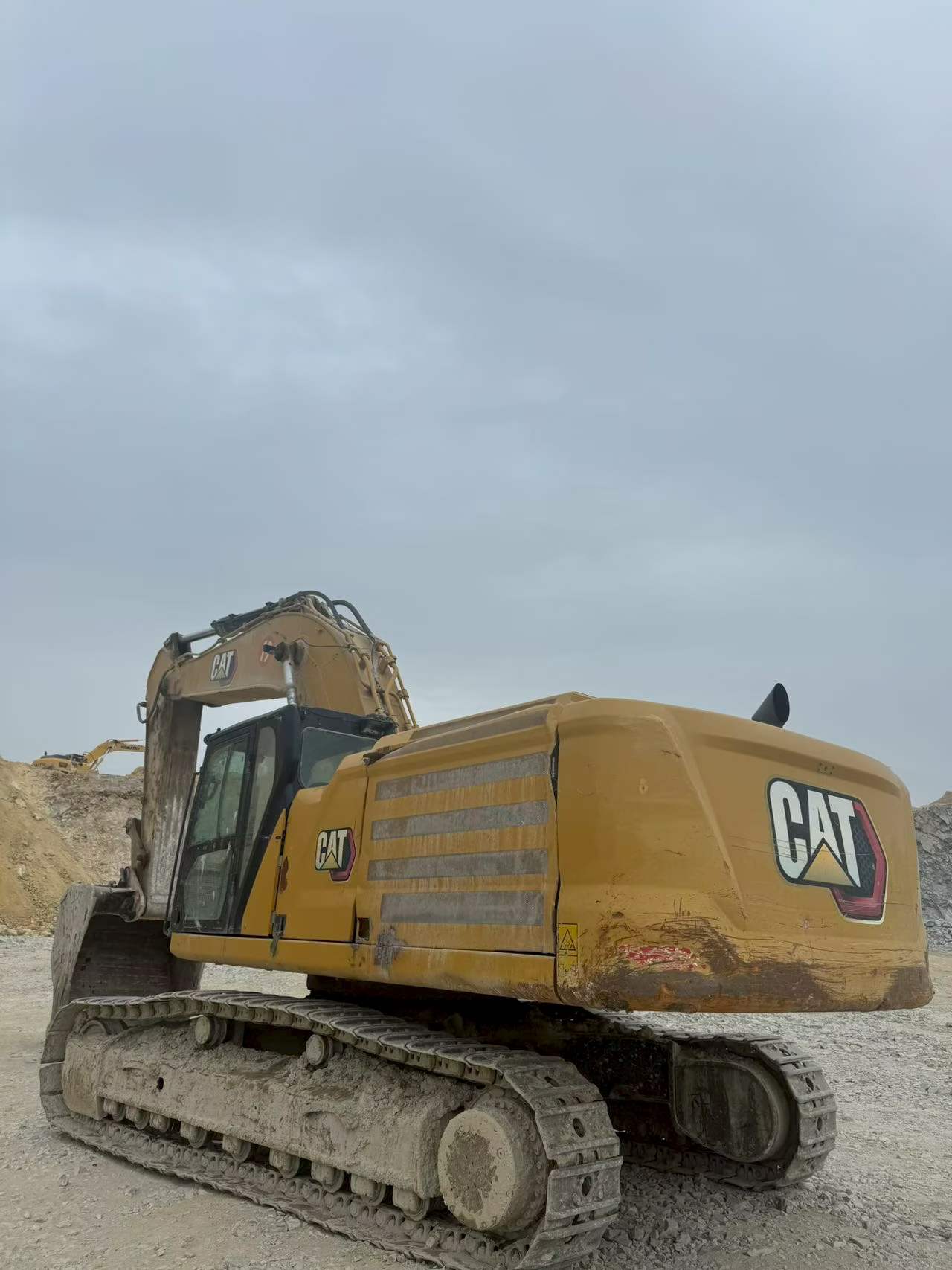 Used Caterpillar 350L Excavator 2021 Model / 2