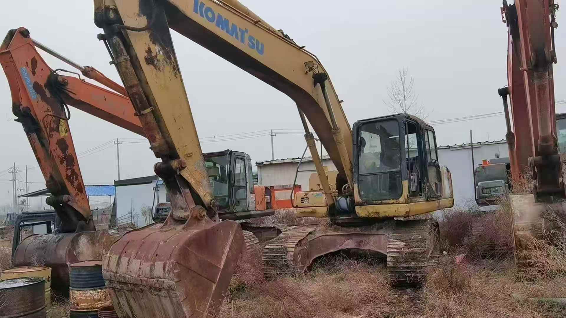 Used Komatsu PC200-7 Excavator 2016 Model / 3
