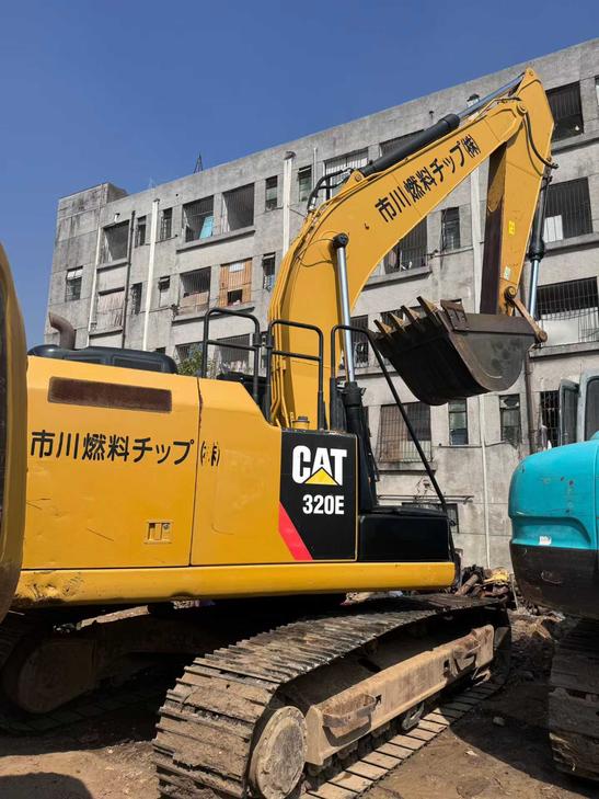Buy Caterpillar 320E Used Excavator / 1
