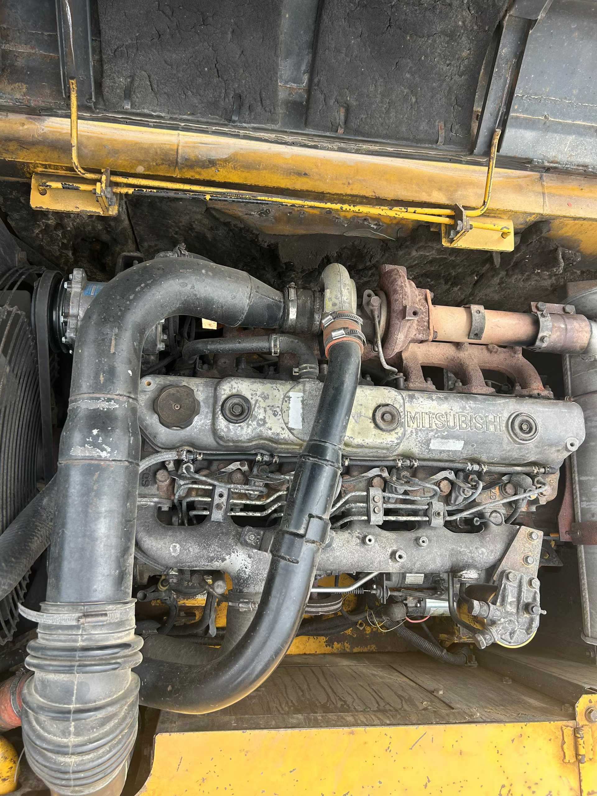 Used Kato 820-3SP Excavator 2016 Model / 9