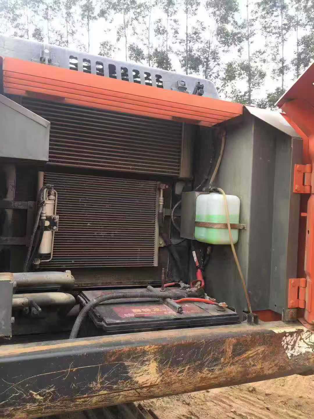 Used Hitachi ZX240-3 Excavator 2015 Model / 3