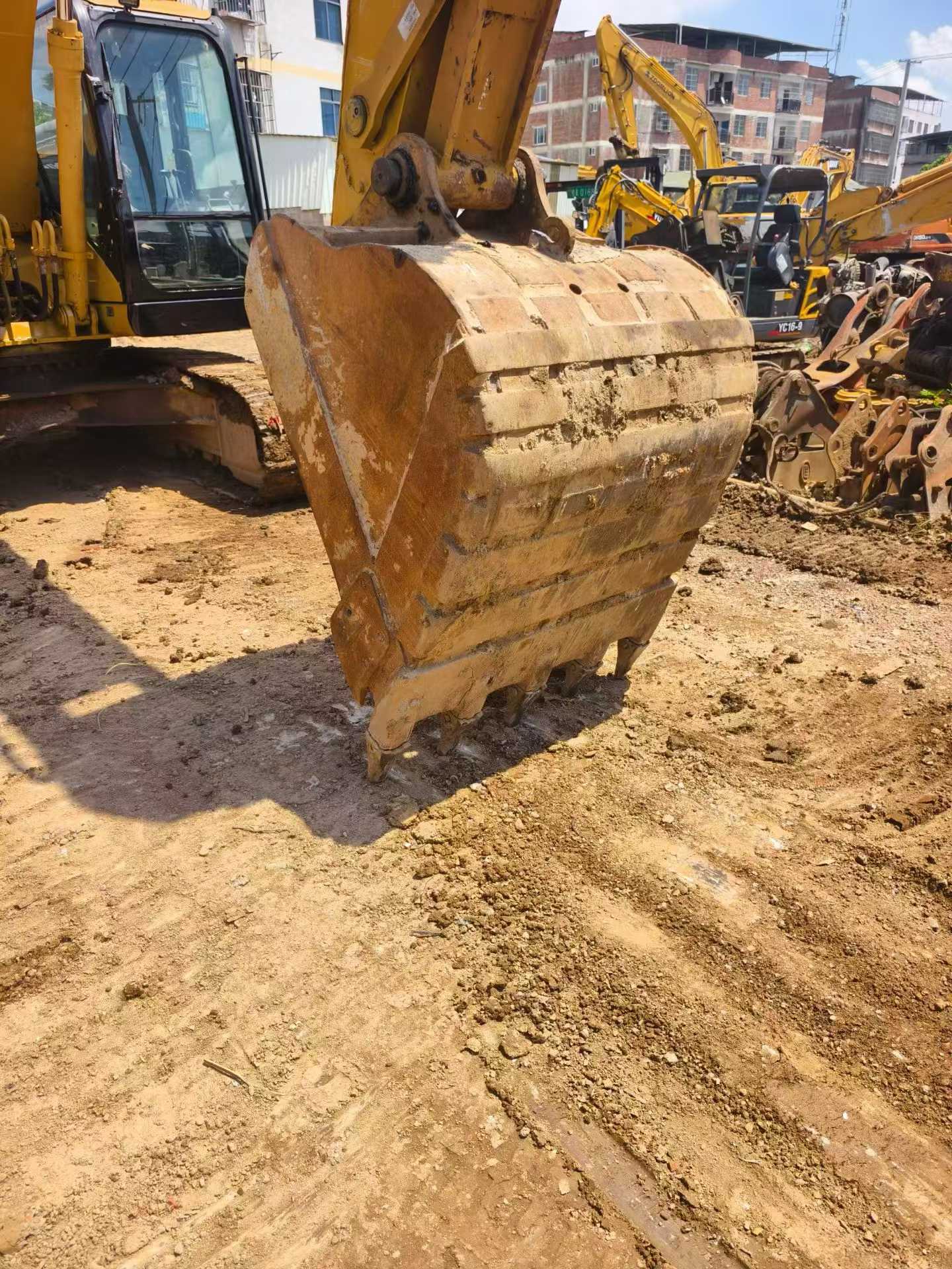 Used Caterpillar 320C Excavator 2016 Model / 8