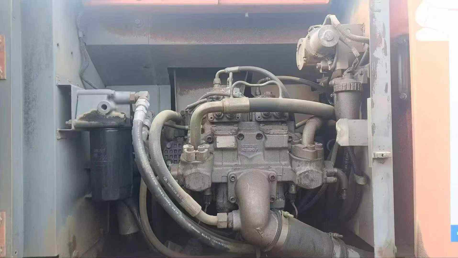 Used Hitachi ZX200-6 Excavator 2016 Model / 8