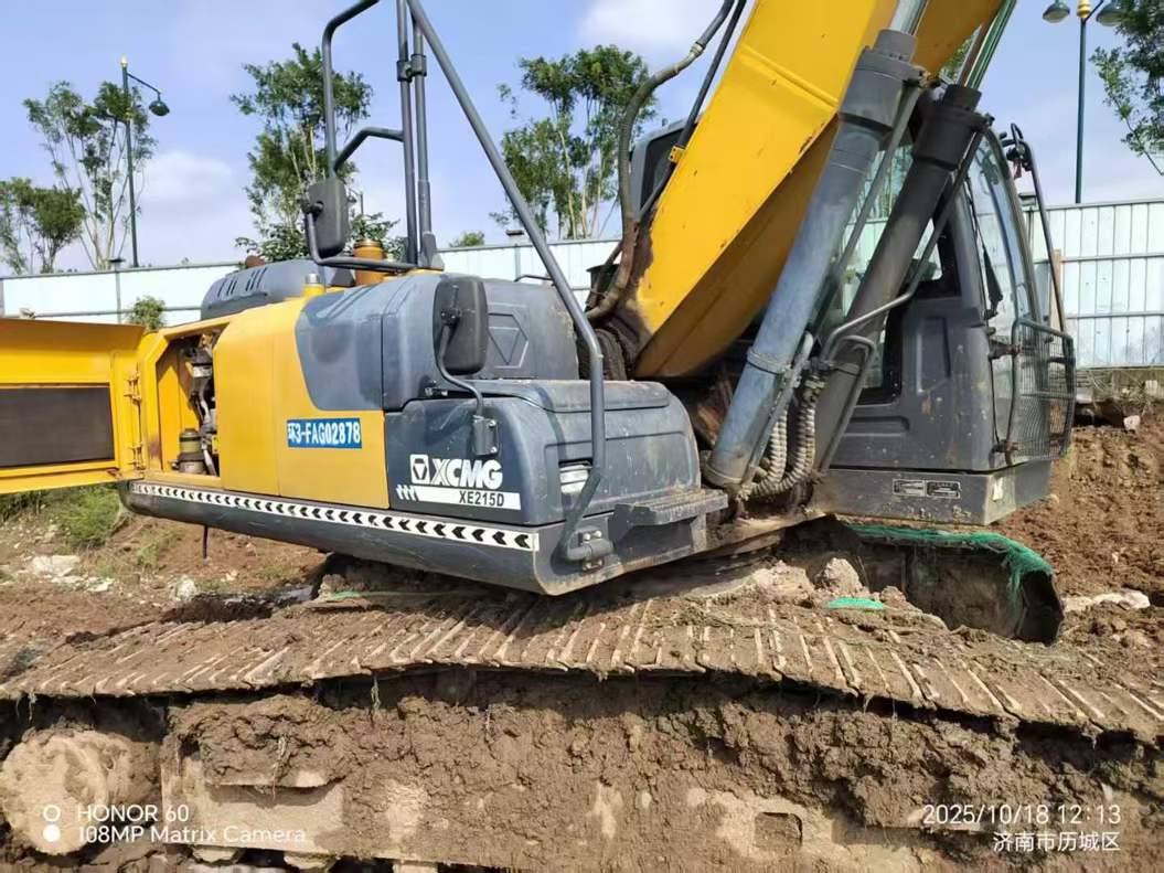 Used XCMG XE215 Excavator 2019 Model / 9