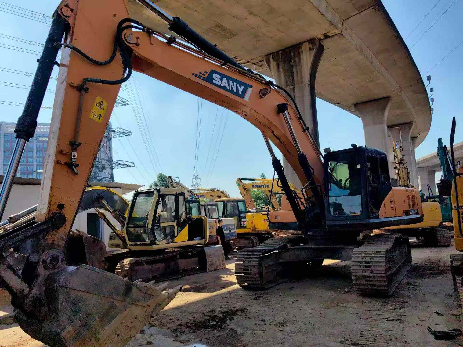 Used Sany SY305-9 Excavator 2016 Model / 3