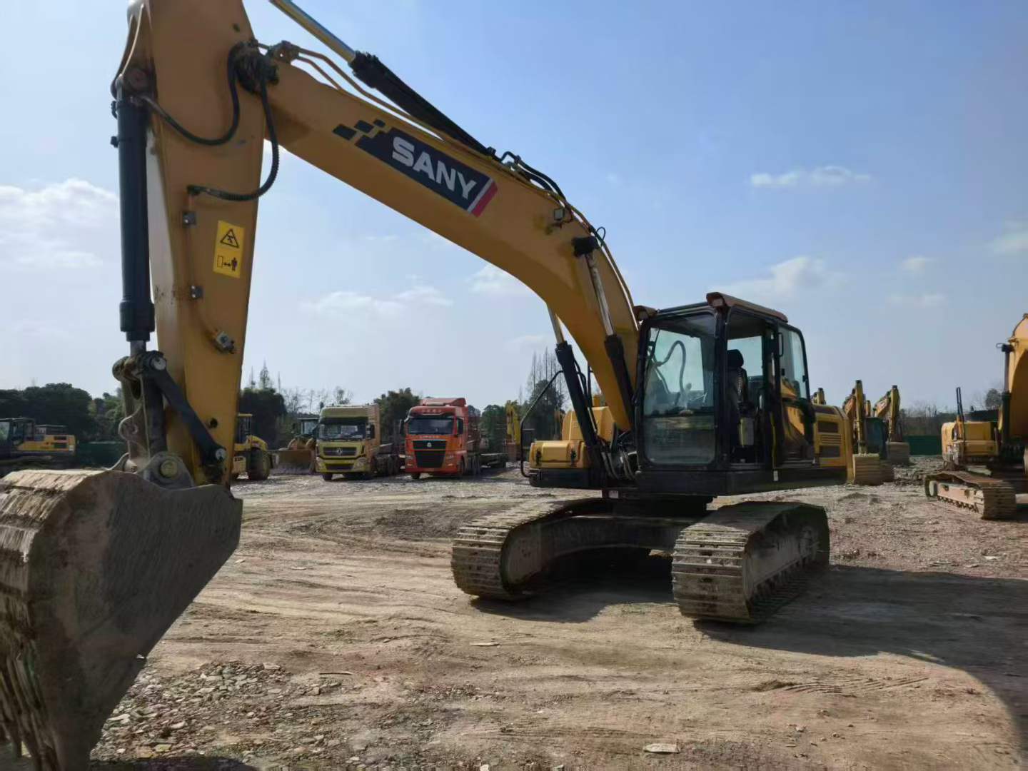 Used Sany SY235C Excavator 2022 Model / 7