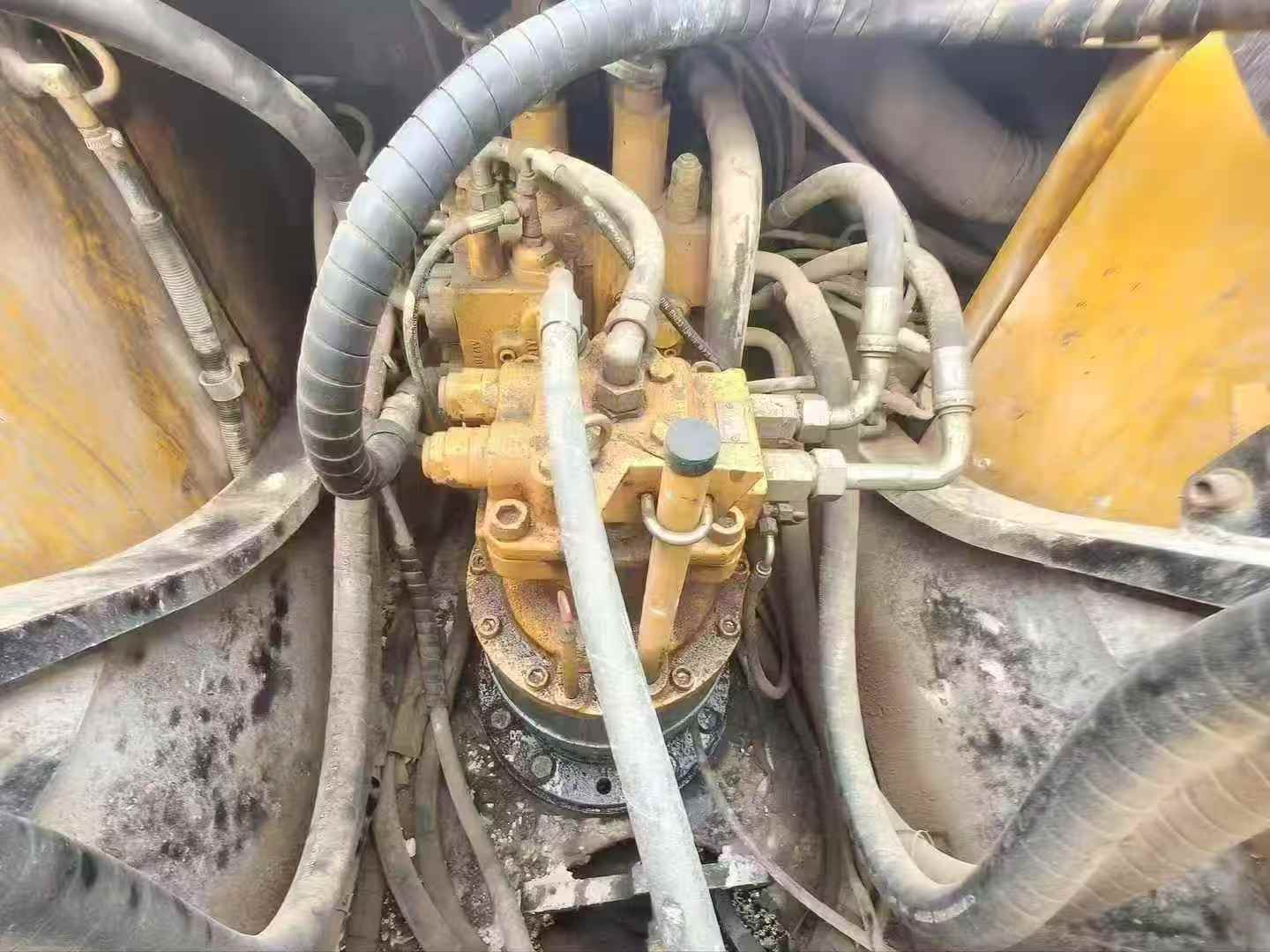 Used Sany SY205C Excavator 2020 Model / 4