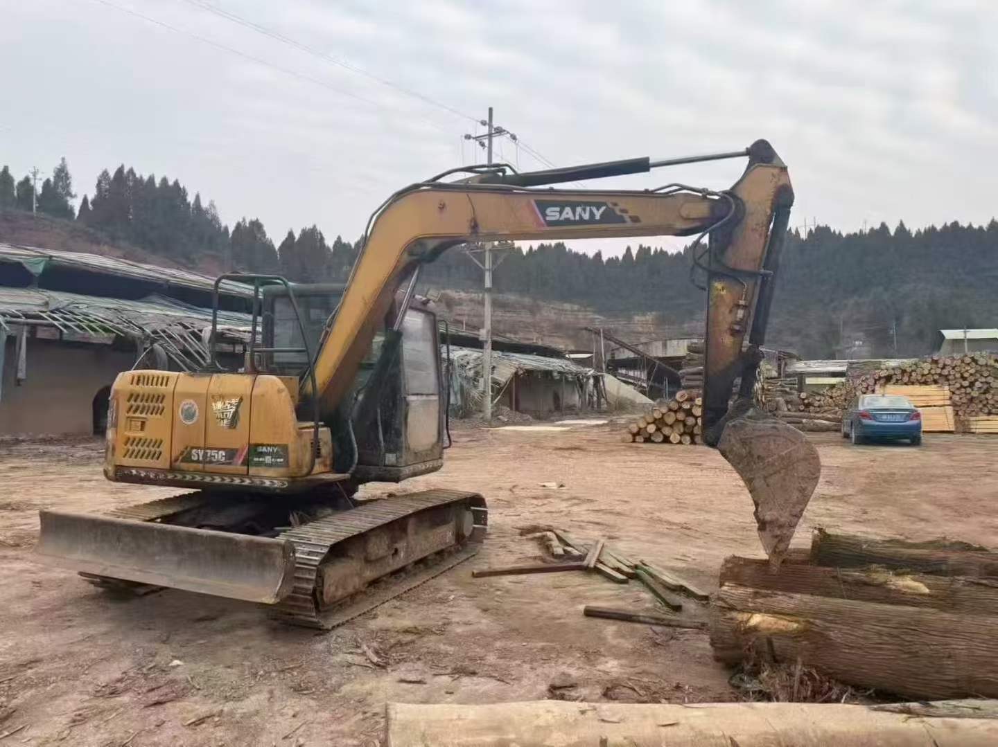 Used Sany SY75 Excavator 2014 Model / 3