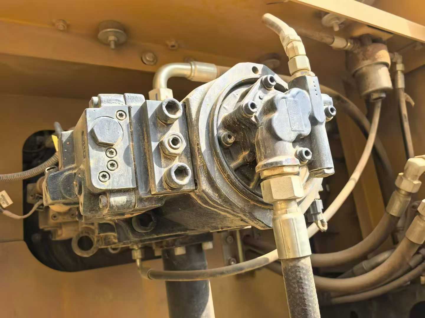 Used Sany SY215C Excavator 2023 Model / 2