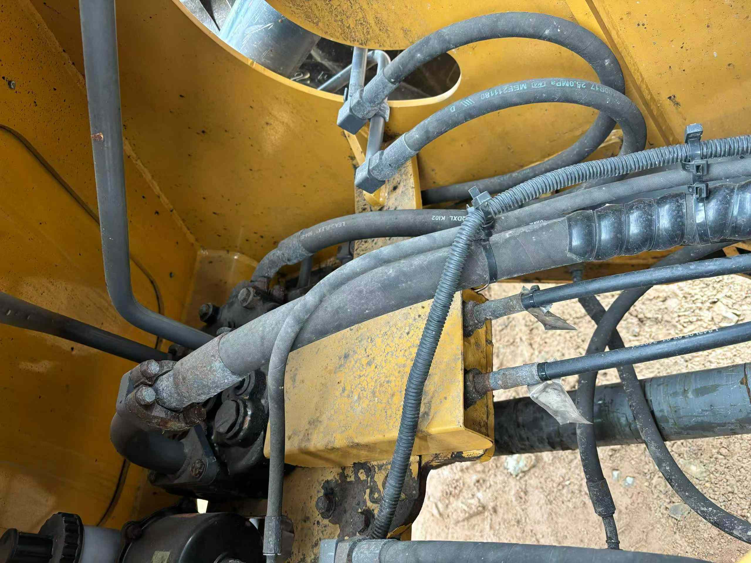 Buy Lonking LG833 Used Loader / 8