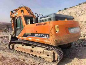 Buy Doosan S300 Used Excavator / 7 Used Doosan S300 Excavator 2014 Model / 7