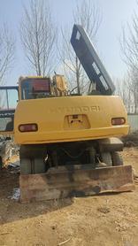 Buy Hyundai R130W Used Excavator / 2 Used Hyundai R130W Excavator 2016 Model / 2