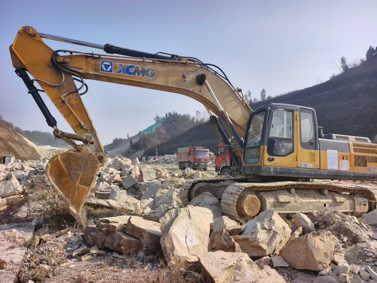 Used XCMG XE370 Excavator 2013 Model / 2