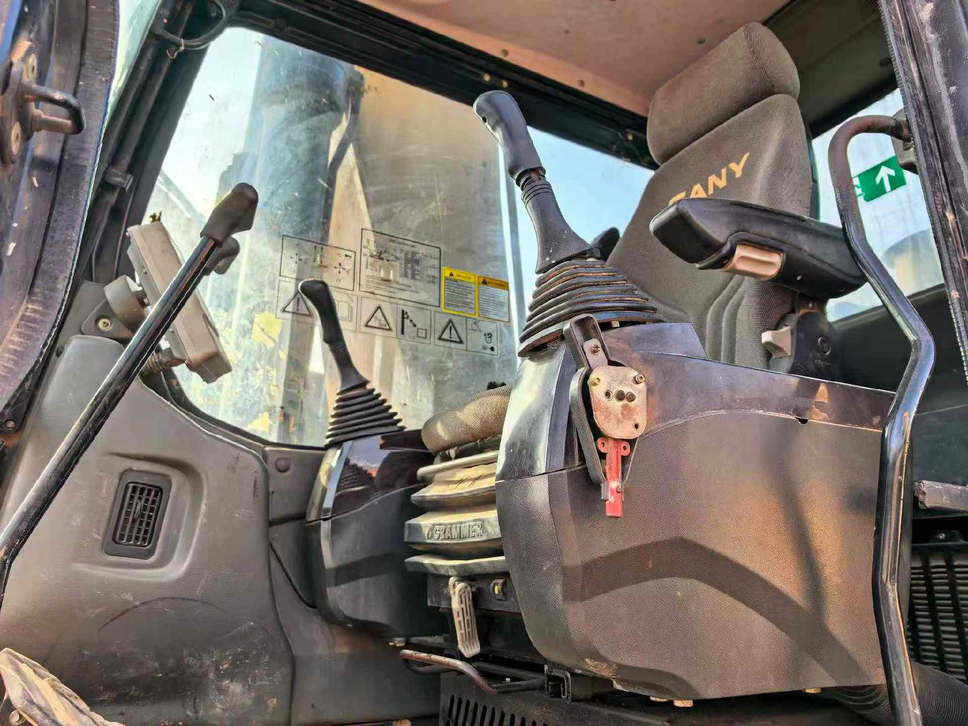 Used Sany SY245C-9 Excavator 2017 Model / 2