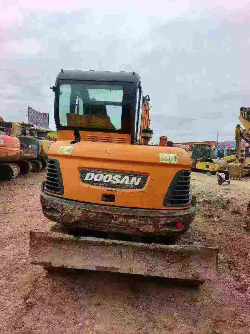 Used Doosan DH60 Excavator 2020 Model / 3