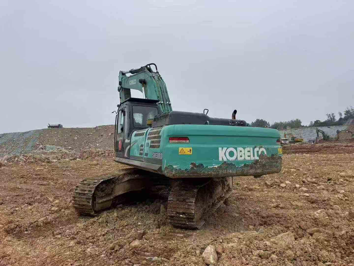 Used Kobelco SK380D Excavator 2014 Model / 3