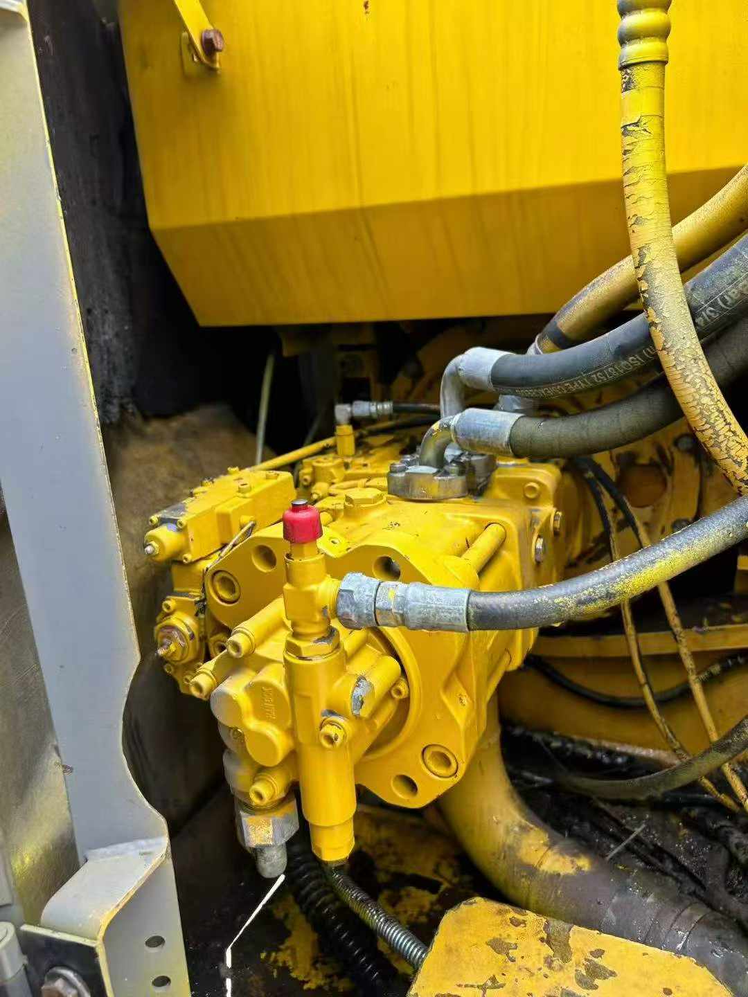 Used Kato HD513MR Excavator 2016 Model / 3