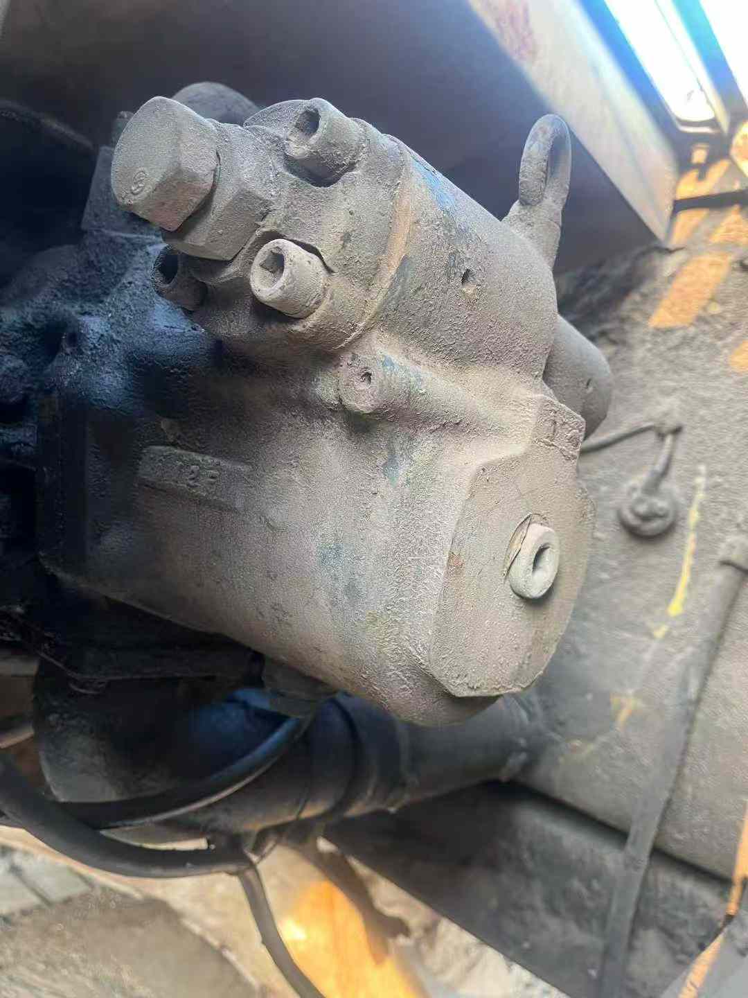 Used Komatsu PC220-6 Excavator 2016 Model / 5