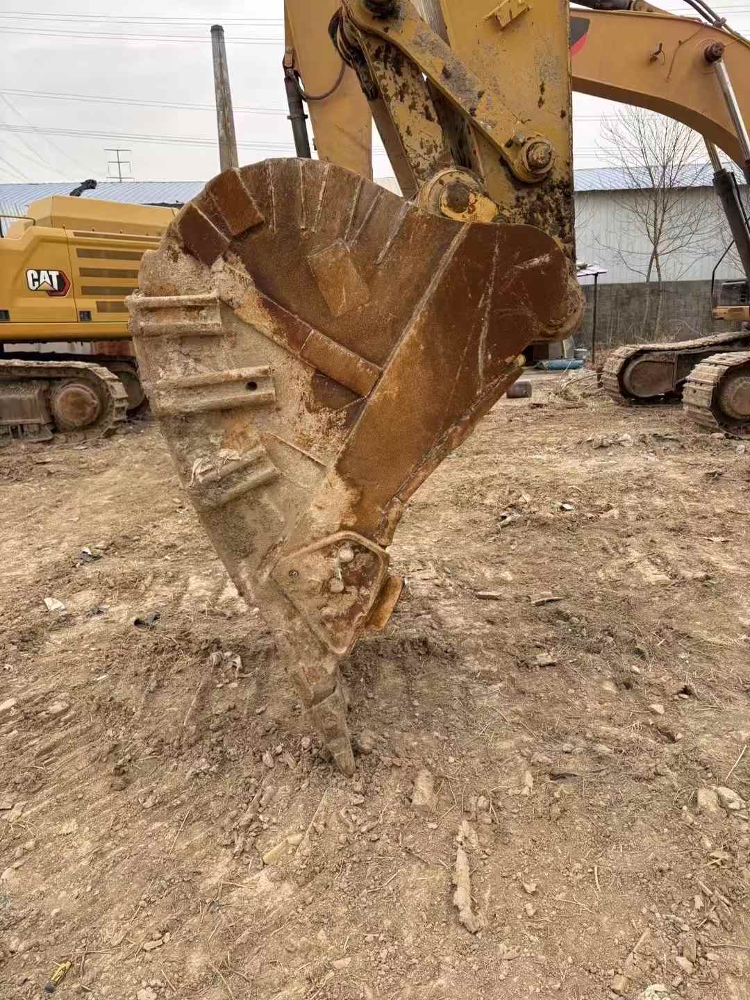 Buy Caterpillar 330B Used Excavator