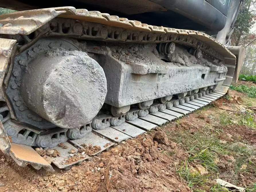 Used XCMG XE215D Excavator 2017 Model / 8