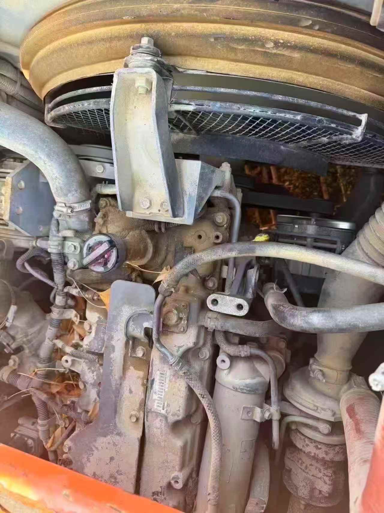 Used Hitachi EX130H-5 Excavator 2017 Model / 3