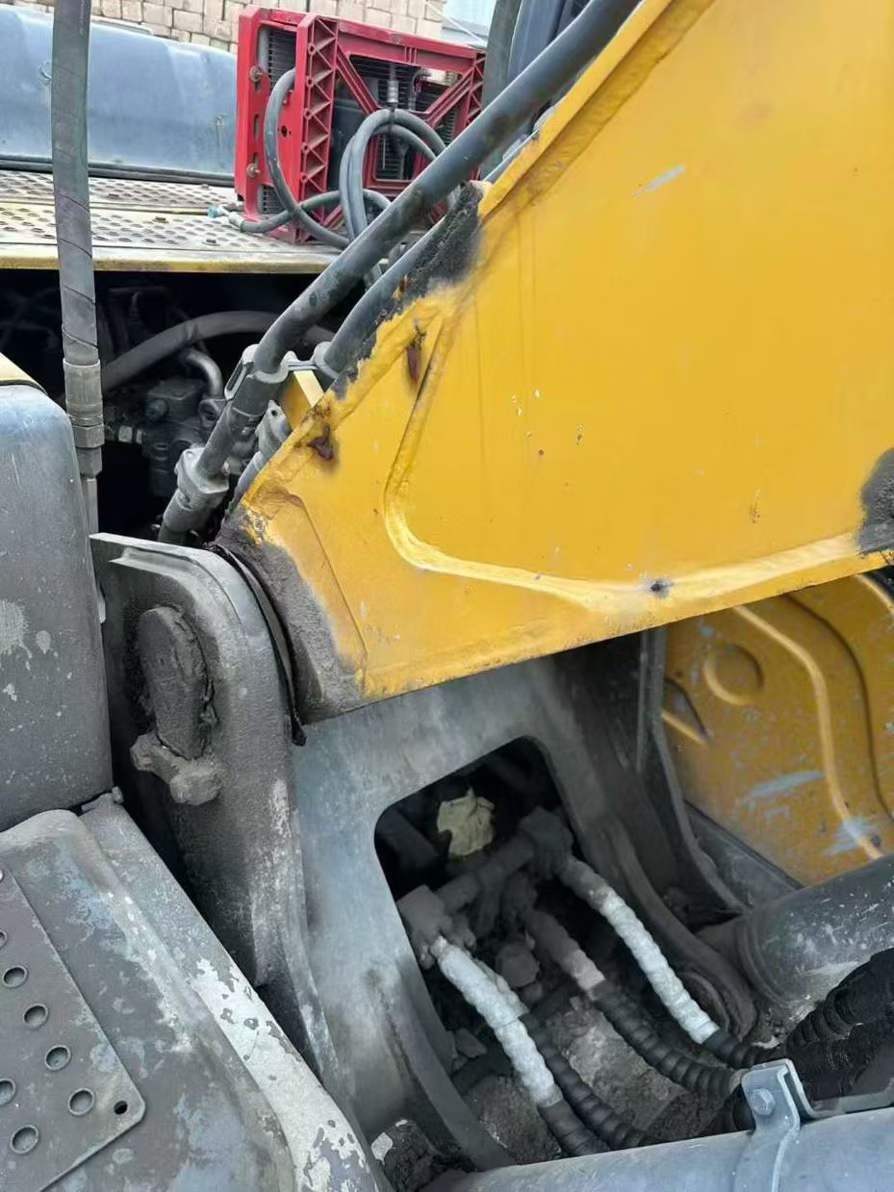 Used XCMG XE215D Excavator 2017 Model / 7