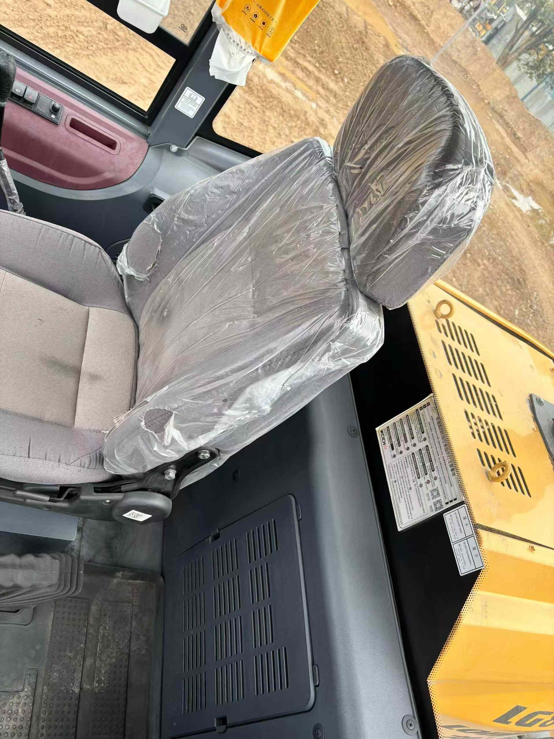 Buy Lonking LG833 Used Loader / 3